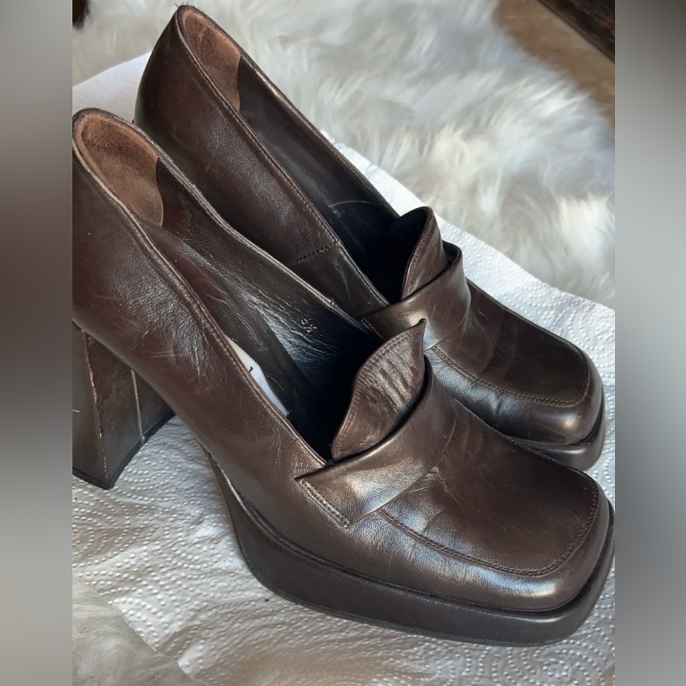 Charles David | Women’s Brown Leather Loafer Block Heels Shoes 6 1/2 - Picture 9 of 9